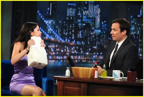 selena-gomez-bday-fallon-10