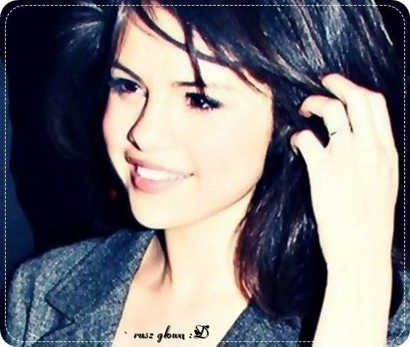 0089042885 - Selena-Gomez xx