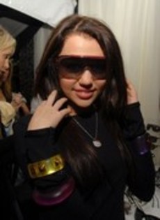 12872222_IJGJQZFKZ - x 2008 Grammy Awards Solstice Sunglass Boutique and Safilo USA