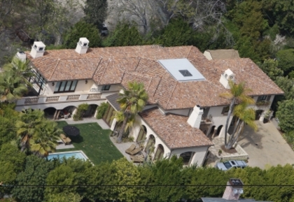 Miley Cyrus - Cyrus Family House (5)