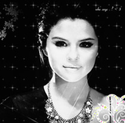 Selly Gomez is my angel (517) - Some pics with Selly