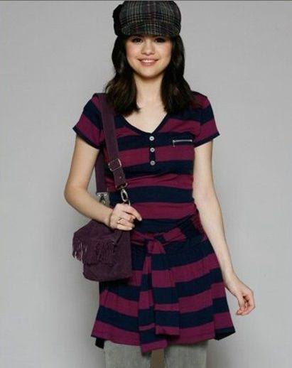 Selena6 - Selena-s clothes line