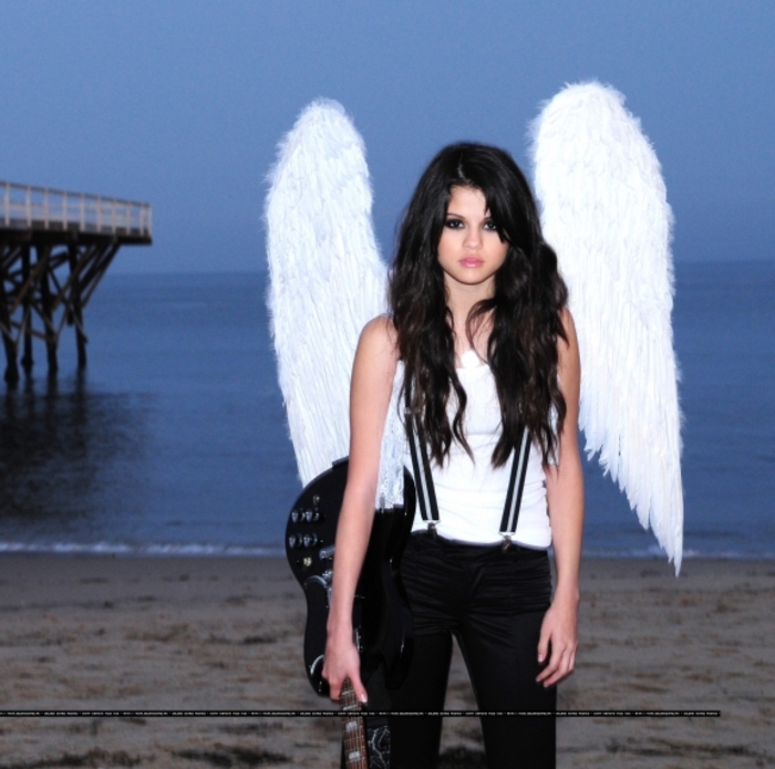 normal_010 - Selena Gomez cute angel