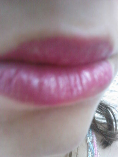 080510172647; my lips :x
