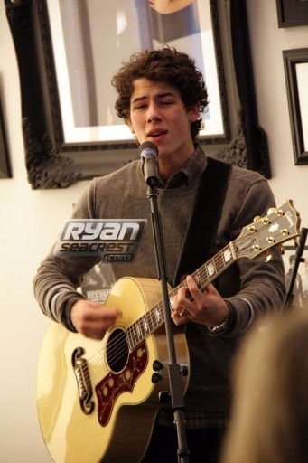 On-Air-with-Ryan-Seacrest-3-12-09-nick-jonas-9292999-341-512 - Nick Jonas and the administration-who i am