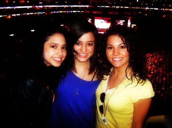 Me & jasmine and gracem - at a lakers game
