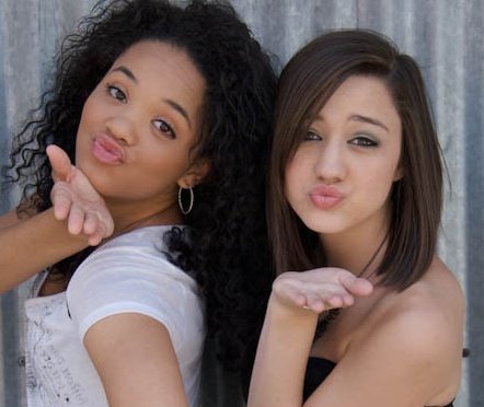 With Kiersey! Kiss Kiss.