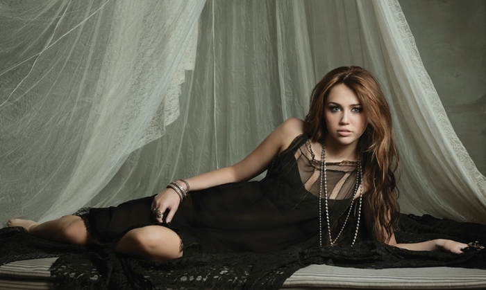 MileyCyrusCantBeTamed3