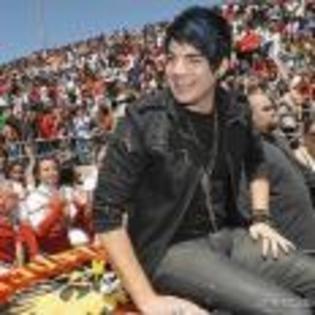 Adam_Lambert_1247686361_4