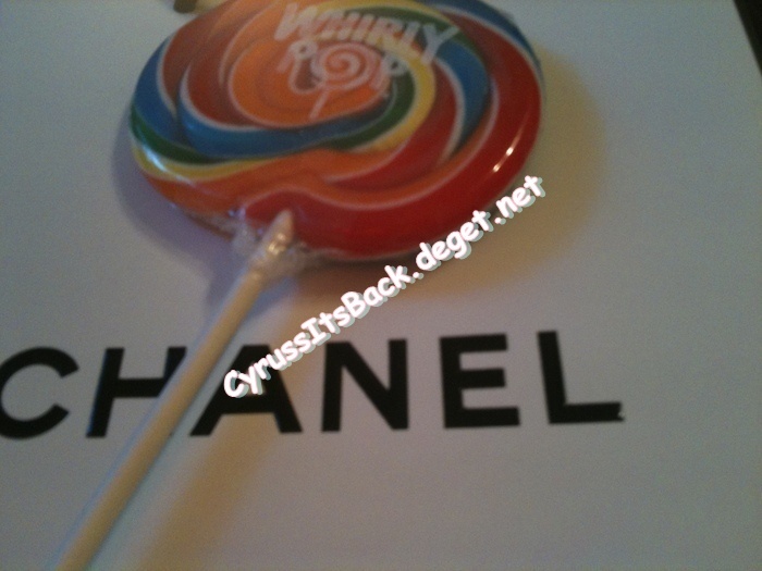 Chanel -Lollipop
