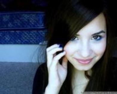 MHOOUCMTHWWZXZHGTWW - Demi Lovato