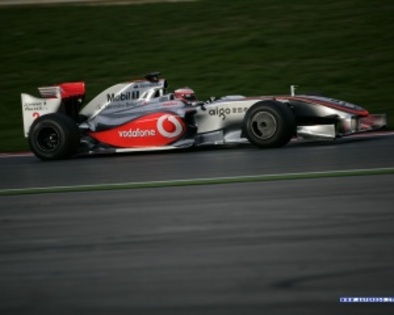 Mercedes_F1-MP4-24_1432