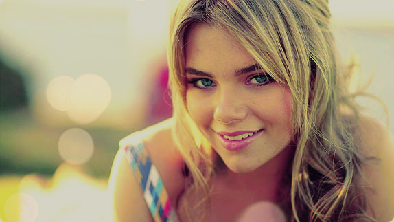 Indiana_Evans___Photo_by_vaaalentine