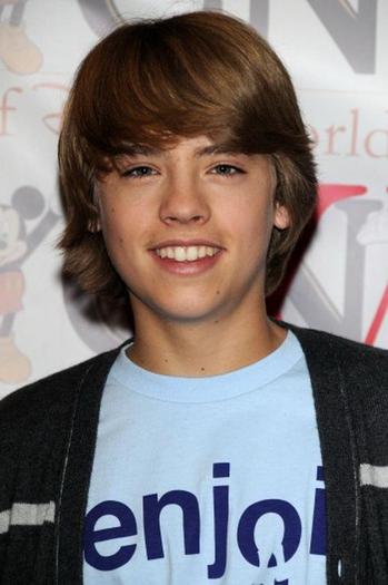 06Cole Sprouse - The Disney Stars