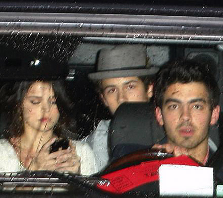 Picture_001 - JB-with Selena in the car