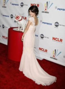 28119265_XILFVWWDG - x 2009 ALMA Awards - Arrivals 2