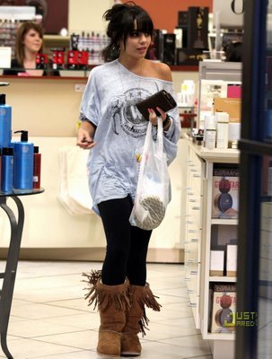 Vanessa Hudgens Koolaburra UGG Boots 003