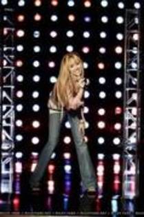 19001107_IHQHKAKIR - Aa-Hannah Montana Photoshoot 03-aA