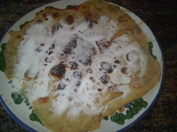 This is BeeShee yummy!!! Its like an Armenian pancake w lots of sugar!