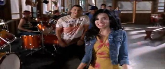 689 - 0 Camp rock 2-Brand new day Campures Scenes 0