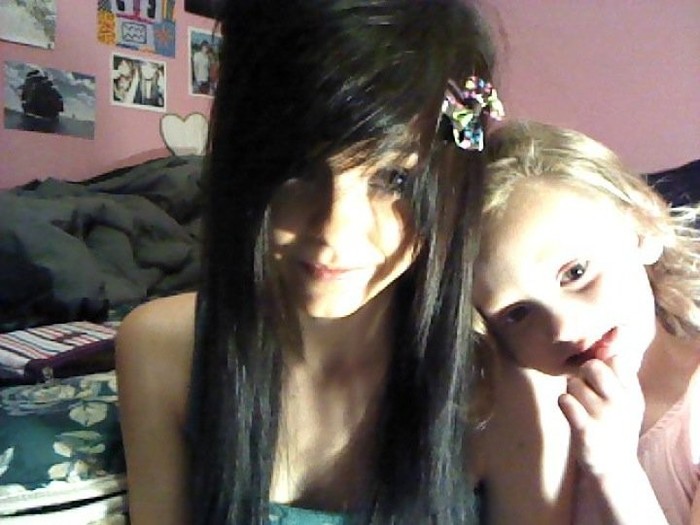 Me and my little sister - 0 Heyy