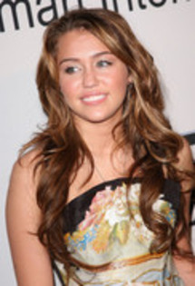 15823577_ZMYESONOC - miley cyrus 2009 GRAMMY Salute To Industry Icons - Arrivals