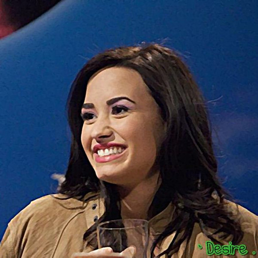 0093445213 - Demi-Lovato xx