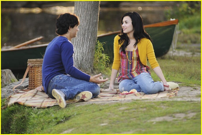 camp-rock-2-stills-29