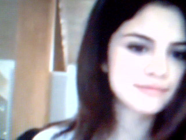 Selena Gomez Live Chat (89)