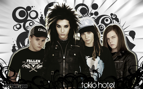 TH-tokio-hotel-1953114-500-313