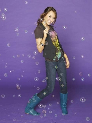 Miley Cyrus Photoshoot 002 (11)
