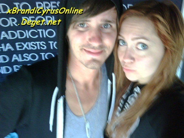 Hangin at the TWLOHA tent with Chris! Come by if your at Warped!