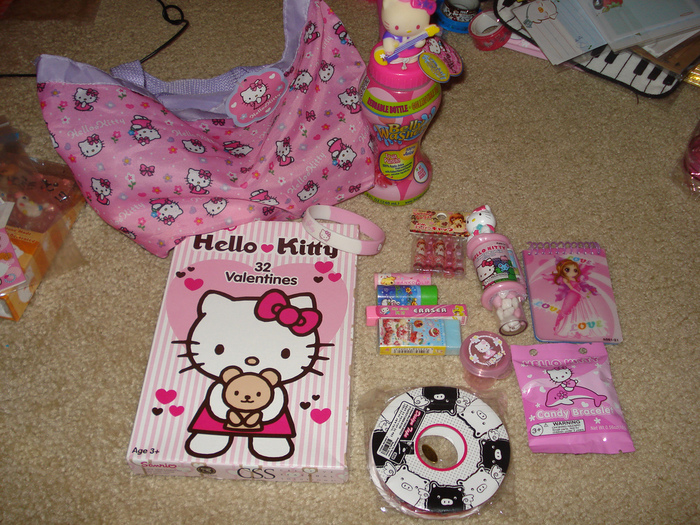 ;] - 0 I am a HelloKitty-Fan x3