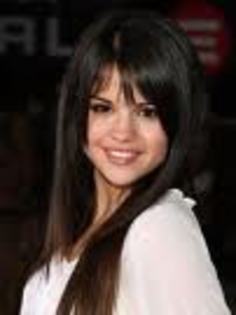 Selena Gomez! - About me