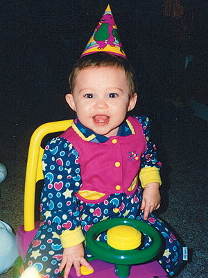 Miley Cyrus - Younger (1)