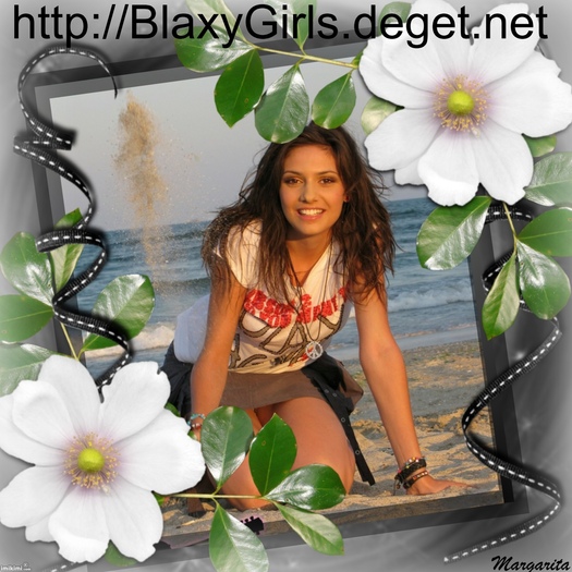 Margarita_-_Black_Grey_Pic_Frame_-_17K1s-16k_-_print - Blaxy Girls click here