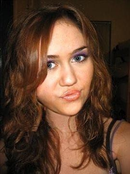 Miley Cyrus (7) - 0 0 Miley Cyrus 0 0