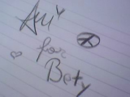 Bety :) - 0 Hehe _ Autographs