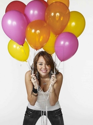 Miley Cyrus Photoshoot 005 (3)