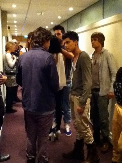 GMA007755 - x factor backstage 2010