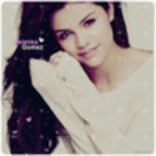 41553300_KQCWSNZZS - Selena Gomez