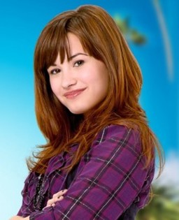 demi-lovato_13719_top