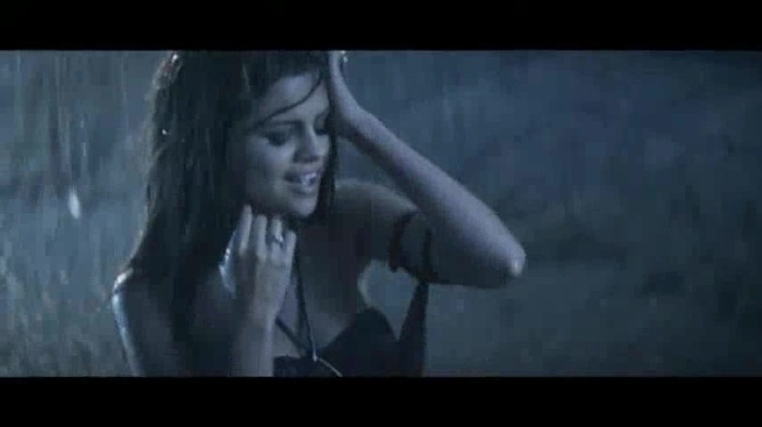 Selena Gomez & The Scene - A Year Without Rain 467