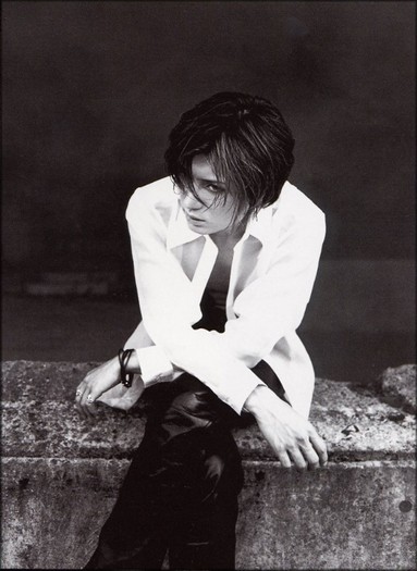 MM-Gackt-Sad[1]