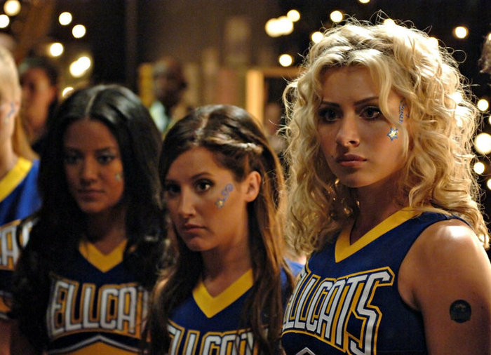 13 - x - Hellcats - x