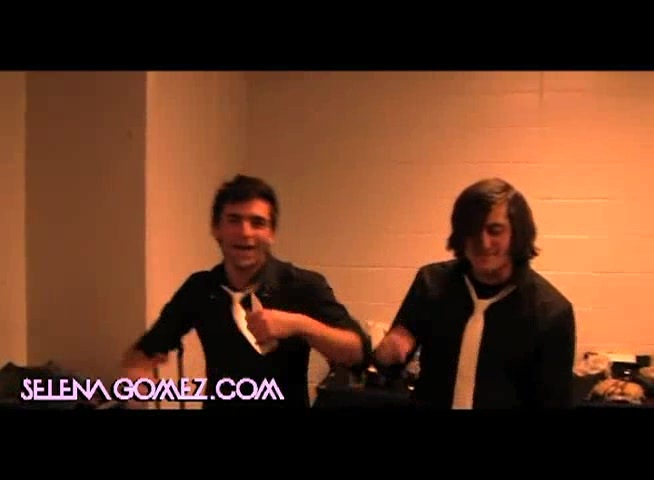 Behind the Scenes Jingle Ball 2010 160