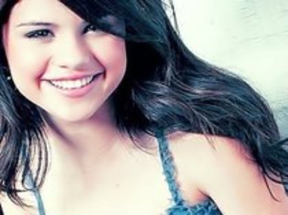 avatar48 - selena gomez