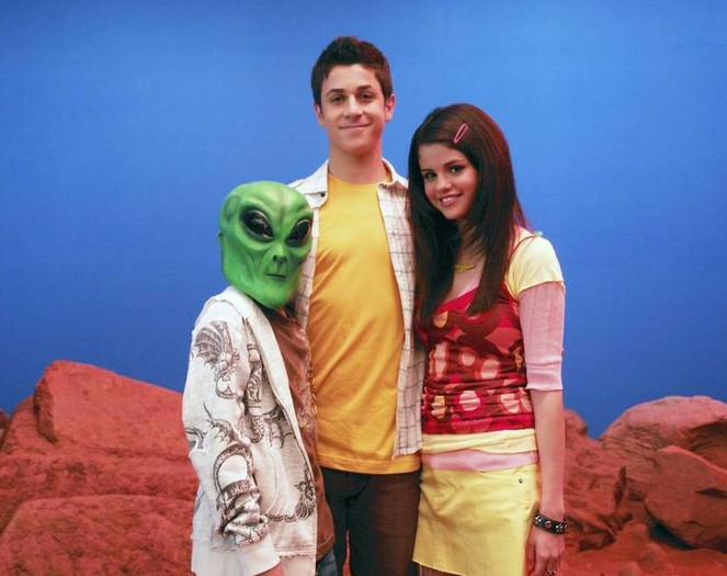 backstage with selena and jake - Pictures_With Me