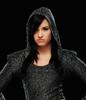 Demi-demi-lovato-16172028-400-467