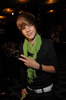 Justin+Bieber+justin_bieber_vmas_main[1]